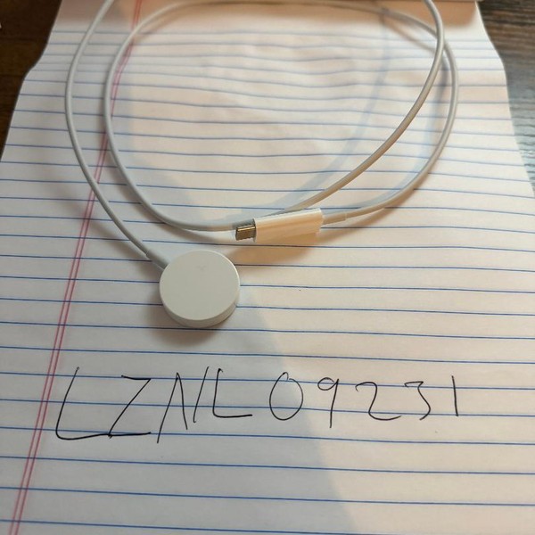 Apple Watch SE 1st Gen 44mm - Verizon, Gray, A2354 - Cellular, Aluminum