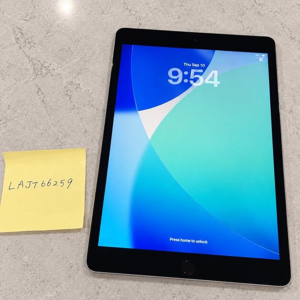 Apple iPad (9th Gen) - Unlocked, 64 GB, Silver, A2603