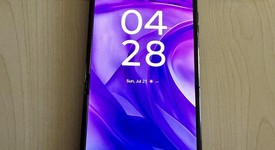 Mint
													Motorola Razr Plus (2024) - Unlocked, Navy Blue, 256 GB, 12 GB, photo 1 of 8
