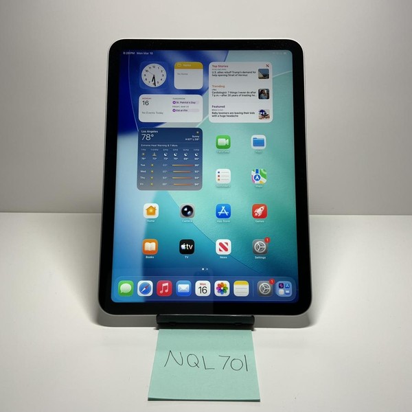 Apple iPad 11th Gen - Wi-Fi, 128 GB, Silver, A3354