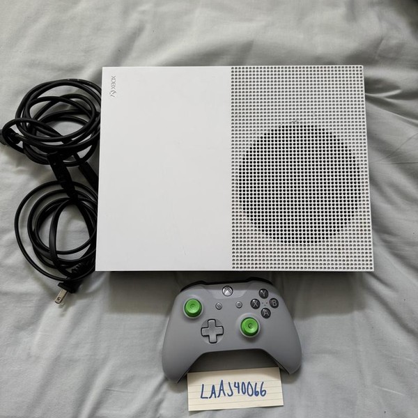 Xbox One S (2016) - 500 GB, White