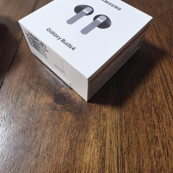 Samsung Galaxy Buds4 - Black