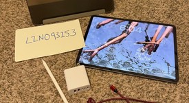 Good
													Apple iPad Pro 12.9" 6th Gen 2022 - Unlocked, Gray, 128 GB, photo 1 of 4