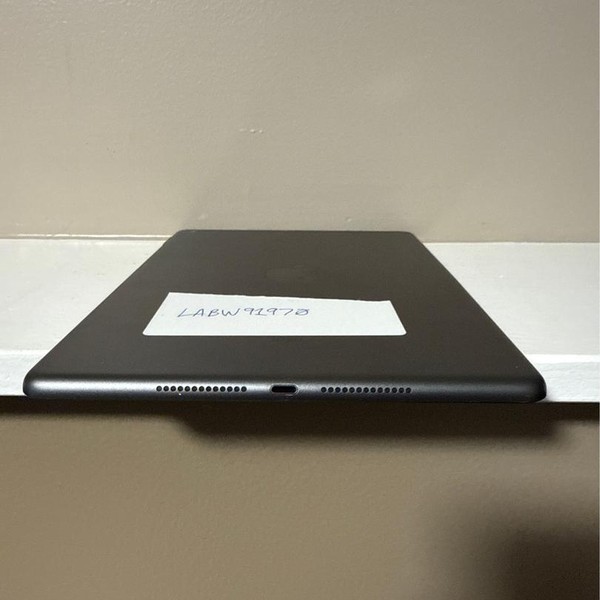 Apple iPad 7th Gen - Wi-Fi, 32 GB, Gray, A2197