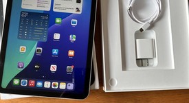 Mint
													Apple iPad 10th Gen - Wi-Fi, Silver, 256 GB, A2696, photo 4 of 9