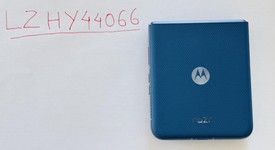 Mint
													Motorola Razr 2025 - Unlocked, Blue, 256 GB, 8 GB, photo 4 of 7