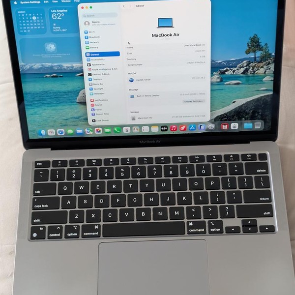 MacBook Air 2020 - 13 inch - 256 GB, Gray, 8 GB, Apple M1