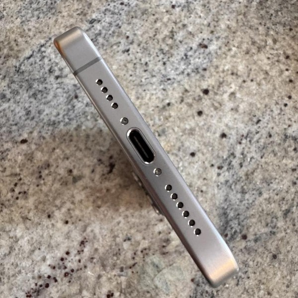 Apple iPhone 15 Pro Max - Unlocked, 256 GB, Natural, A2849