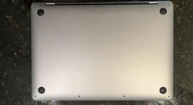 Good
													MacBook Pro 2017 (No Touch Bar) - 13" - I5, Gray, 128 GB, 8 GB, photo 2 of 10