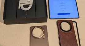 Mint
													Honor Magic V5 - Unlocked Non-US, Gold, 512 GB, 16 GB, photo 1 of 16