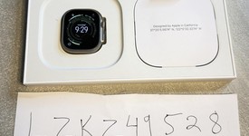 Good
													Apple Watch Ultra 49mm - Unlocked, Titanium, A2622, photo 3 of 5