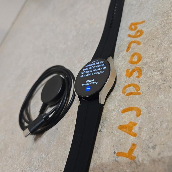 Samsung Galaxy Watch6 - Wi-Fi, Silver, 40mm