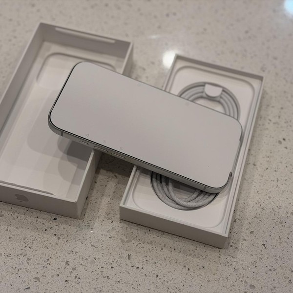 Apple iPhone 17 Pro - Unlocked, 256 GB, Silver, A3256