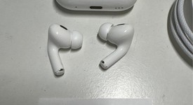 Used
													Apple AirPods Pro 2nd Gen - USB-C, photo 2 of 3