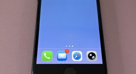 Good
													Apple iPhone SE 3rd Gen 2022 - Unlocked, Midnight, 128 GB, A2595, photo 1 of 5