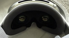 Good
													Apple Vision Pro - 1 TB, photo 4 of 10
