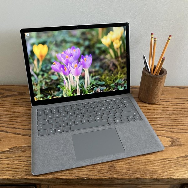 Microsoft Surface Laptop 4 - 512 GB, Platinum, 8 GB, Intel Core i5, 13.5 inch