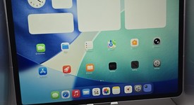 Good
													Apple iPad Air 13" (M2) 2024 - Unlocked, Purple, 128 GB, A2899, photo 2 of 5