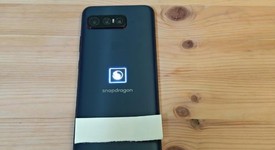 Good
													Asus Smartphone for Snapdragon Insiders - Unlocked, Navy Blue, 512 GB, 16 GB, GSM Only, photo 4 of 9