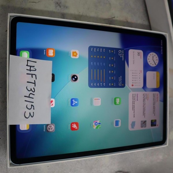 Apple iPad Air 13 inch (M3) 2025 - Unlocked, 1 TB, Blue