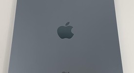 Good
													Apple iPad Air 4th Gen - Unlocked, Sky Blue, 256 GB, A2324, photo 3 of 7