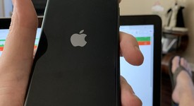 Good
													Apple iPhone SE 3rd Gen 2022 - Unlocked, Midnight, 64 GB, A2595, photo 2 of 6