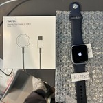 Good Apple Watch SE 2nd Gen 40mm - Unlocked, Silver, A2726 - Cellular, Aluminum