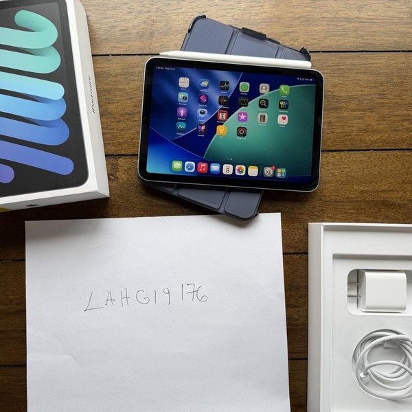 Apple iPad Mini (7th Gen) - Wi-Fi, 128 GB, Gray, A2993