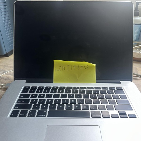MacBook Pro 2014 (Retina) - 15 inch - 512 GB, Silver, 16 GB