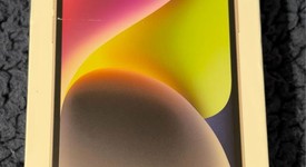 New
													Apple iPhone 14 - Unlocked, Starlight, 128 GB, A2649, photo 1 of 3