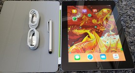Good
													Apple iPad 4 - Verizon, Black, 16 GB, A1460, photo 3 of 10