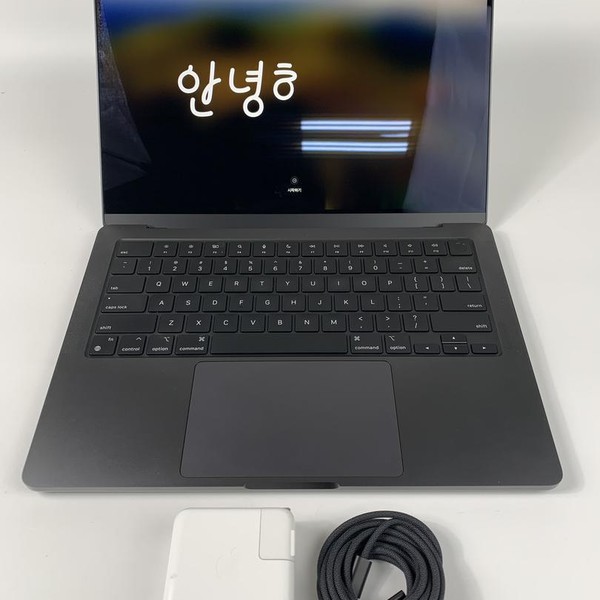 MacBook Pro Late 2023 (M3) - 14 inch - 512 GB, Black, 18 GB, Apple M3 Pro 11-core, 14-core GPU