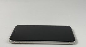 Fair
													Apple iPhone 11 - AT&T, White, 128 GB, A2111, photo 6 of 6