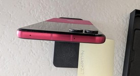 Mint
													Motorola Razr Ultra (2025) - T-Mobile, PANTONE Cabaret, 512 GB, 16 GB, photo 5 of 10
