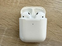 Apple AirPods 2nd Gen