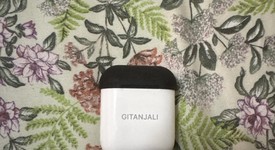 Used
													Apple AirPods 2nd Gen - Lightning Case, photo 1 of 5