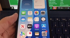 Mint
													Apple iPhone Xr - Verizon, Black, 64 GB, A1984, photo 1 of 8