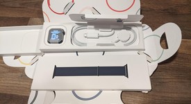 Mint
													Apple Watch SE 2nd Gen 40mm - Unlocked, Midnight, A2726 - Cellular, Aluminum, photo 1 of 12