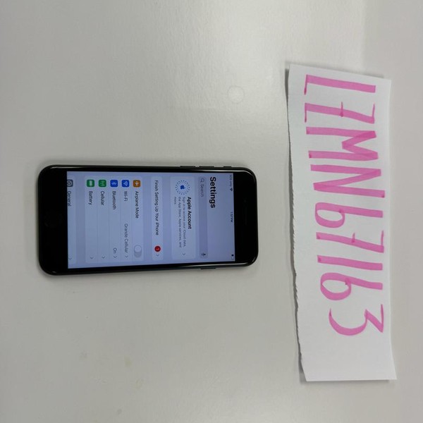 Apple iPhone SE 3rd Gen 2022 - Unlocked, 64 GB, Midnight, A2595