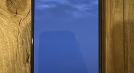 Mint
													Apple iPhone 16e - Unlocked, Black, 128 GB, A3212, photo 3 of 9