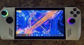 Fair
													Asus ROG Ally 7" - Z1 Extreme, White, 512 GB, 16 GB, Ryzen Z1 Extreme, photo 3 of 8
