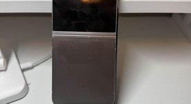 Good
													Samsung Galaxy Z Flip6 - Verizon, Silver, 256 GB, 12 GB, SM-F741U, photo 3 of 3