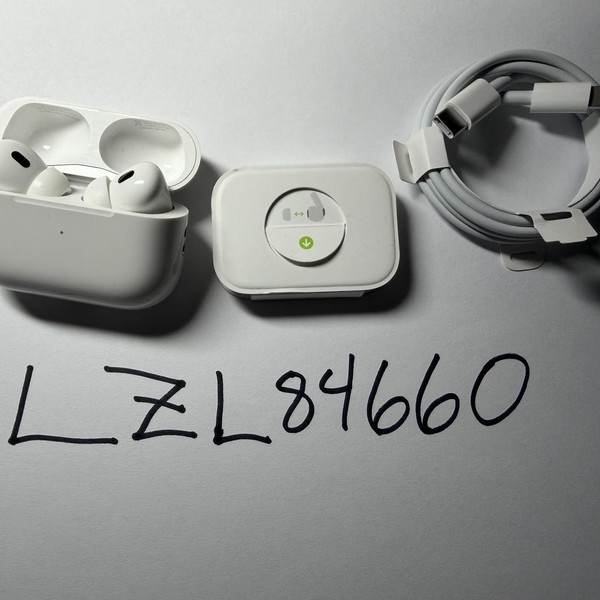 Apple AirPods Pro 2 - Lightning