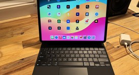 Mint
													Apple iPad Pro 12.9" 5th Gen 2021 - Unlocked, Gray, 2 TB, photo 2 of 11