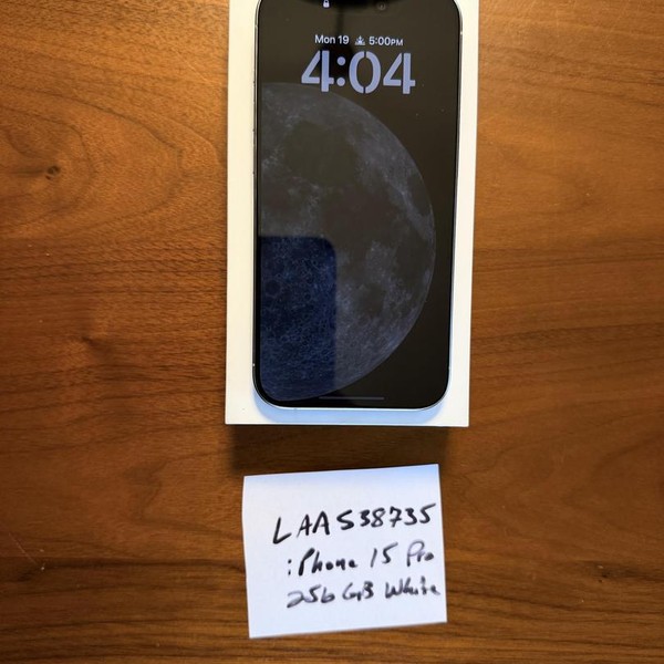Apple iPhone 15 Pro - Unlocked, 256 GB, White, A2848