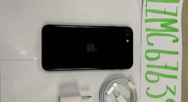 Mint
													Apple iPhone SE 3rd Gen 2022 - Unlocked, Midnight, 64 GB, A2595, photo 6 of 6