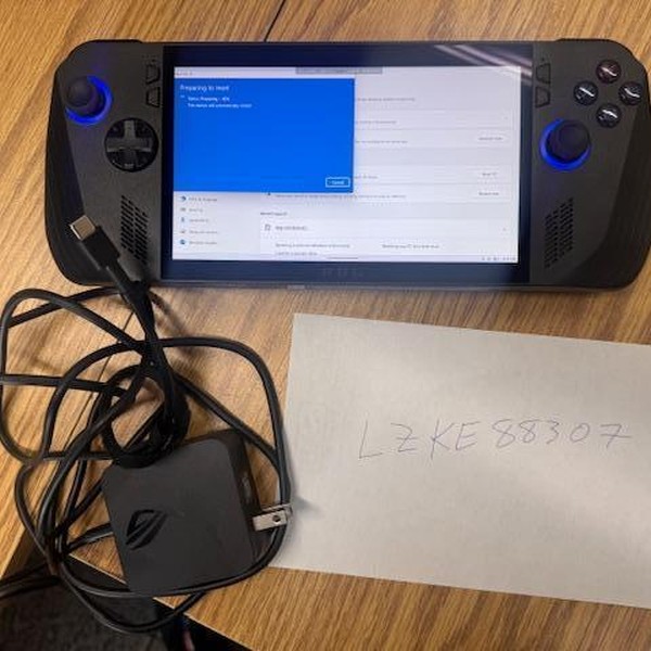 Asus ROG Ally X - 1 TB, Black, 24 GB, AMD Ryzen Z1 Extreme