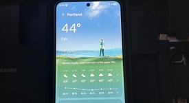 Mint
													Samsung Galaxy S25 FE - AT&T, Black, 128 GB, SM-S731U, photo 5 of 10