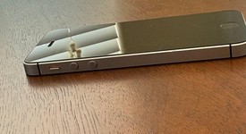 Good
													Apple iPhone SE 1st Gen 2016 - Unlocked, Grey, 128 GB, A1662, photo 4 of 6