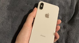 Good
													Apple iPhone Xs - Unlocked, Silver, 64 GB, A1920, photo 5 of 6